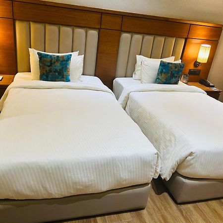 Sayaji Morbi Hotel Buitenkant foto
