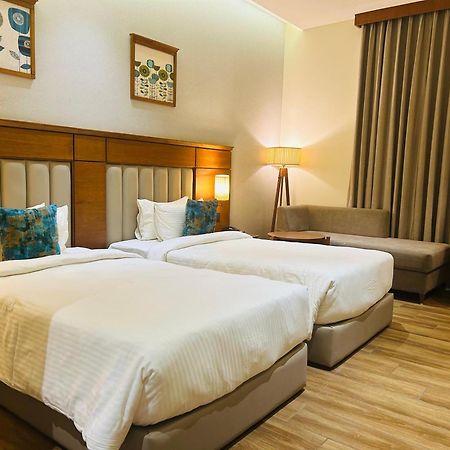 Sayaji Morbi Hotel Buitenkant foto