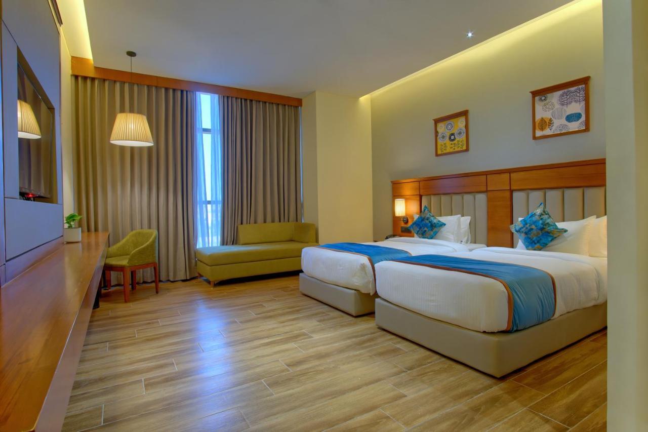 Sayaji Morbi Hotel Buitenkant foto