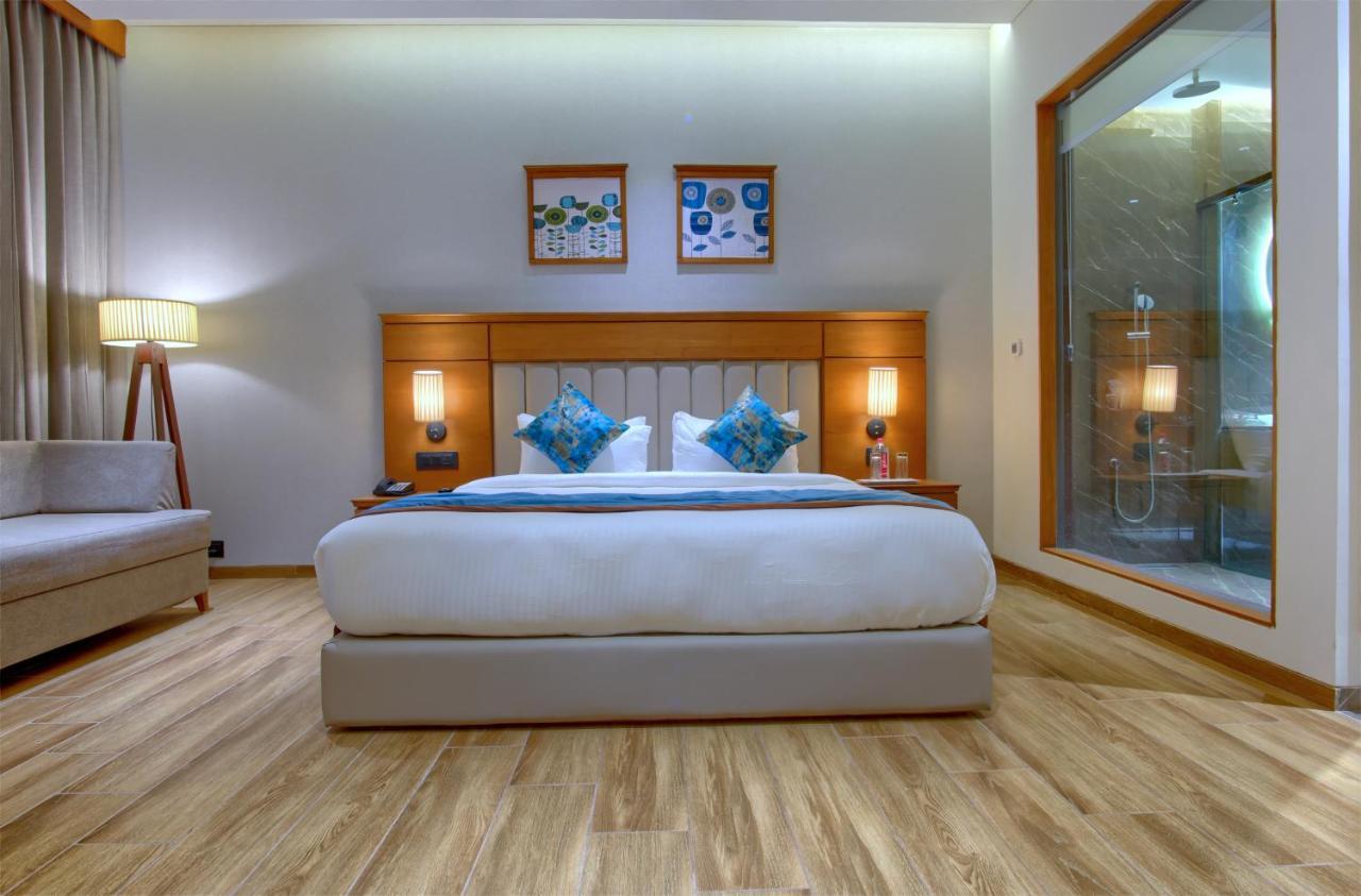 Sayaji Morbi Hotel Buitenkant foto
