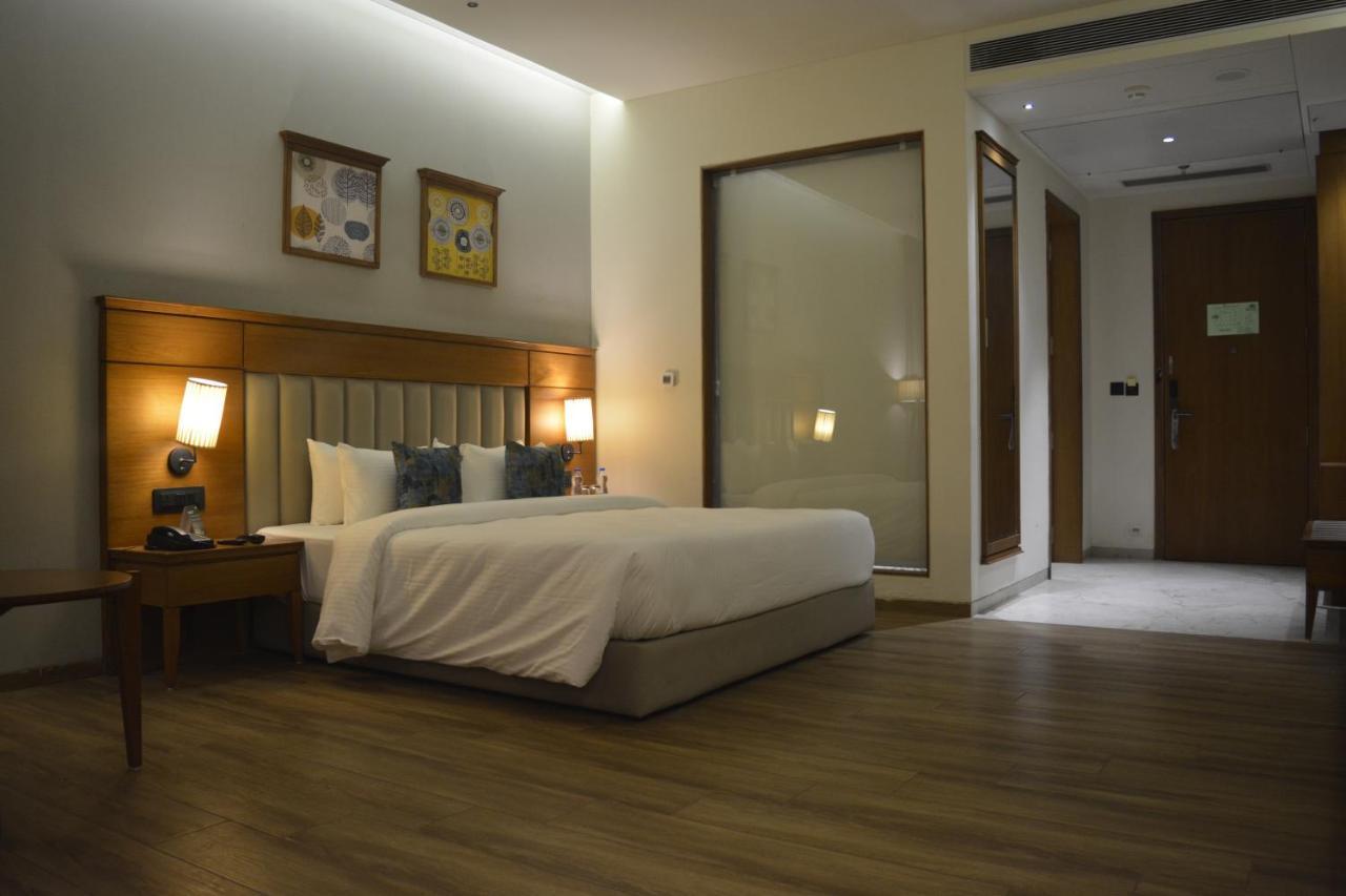 Sayaji Morbi Hotel Buitenkant foto