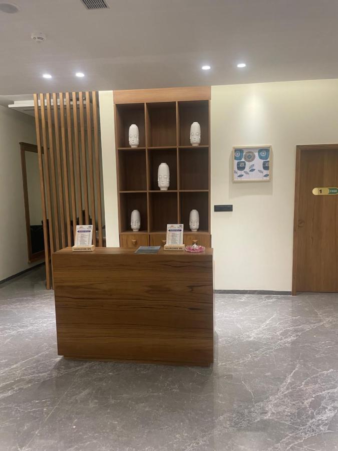 Sayaji Morbi Hotel Buitenkant foto